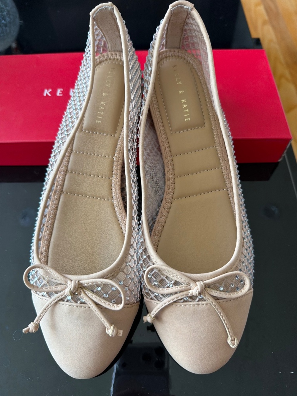 Kelly & Katie Embellished Ballet Flats Nude/Beige Size 8